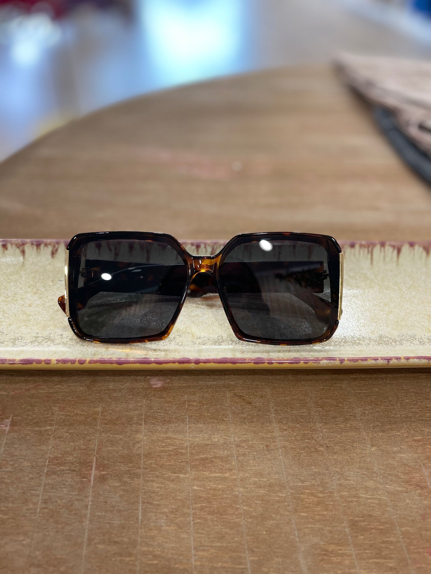 Oversized Tortoise Shell Sunglasses