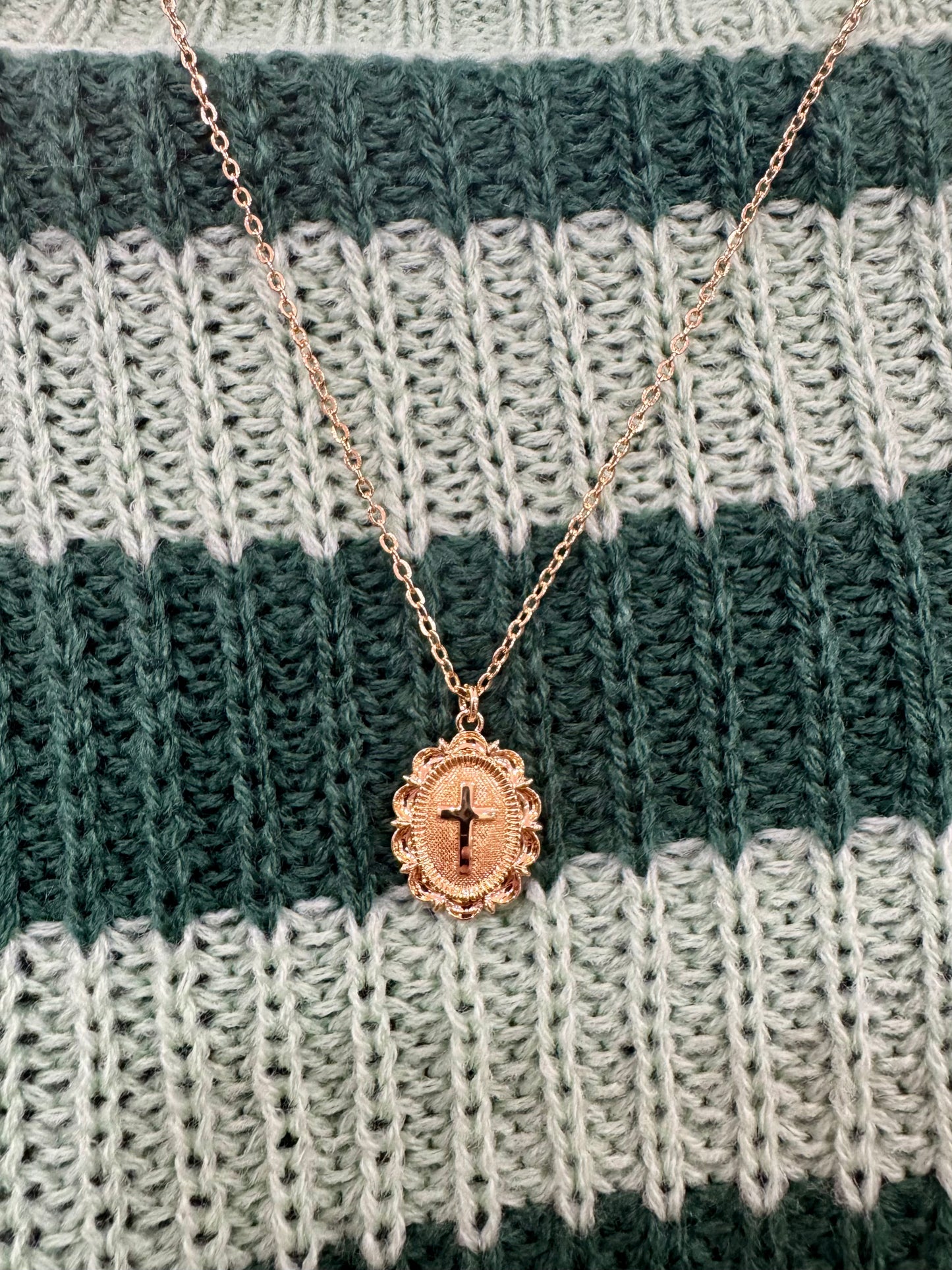 Cross pendant