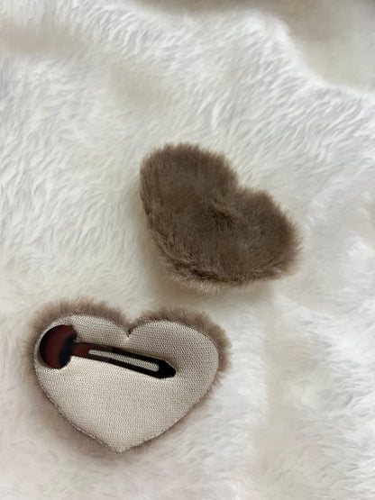 Fuzzy Heart Clip Set